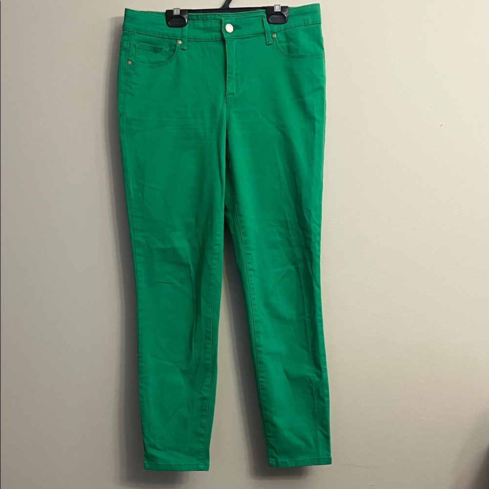 #28 Anne Klein Vibrant Green Ankle Jeans Size 8